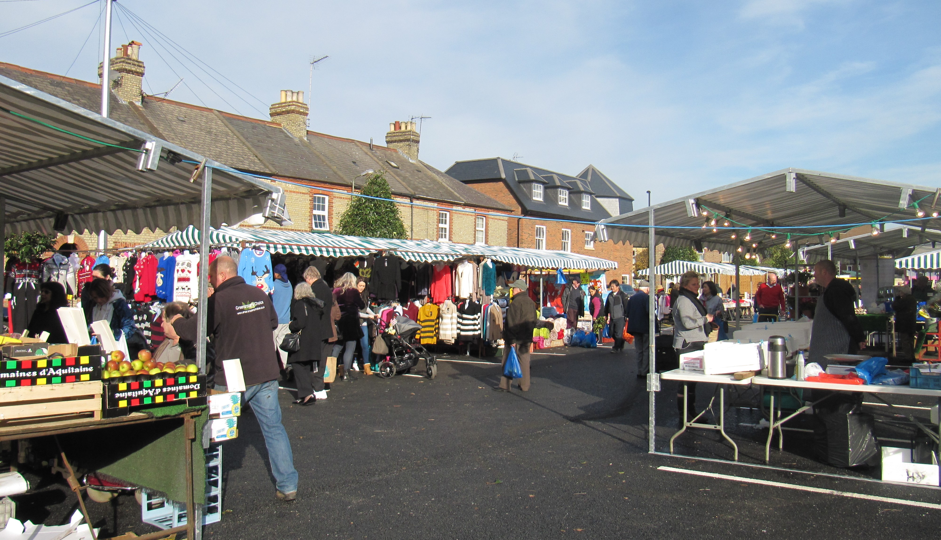 Market on resurfaced site.JPG